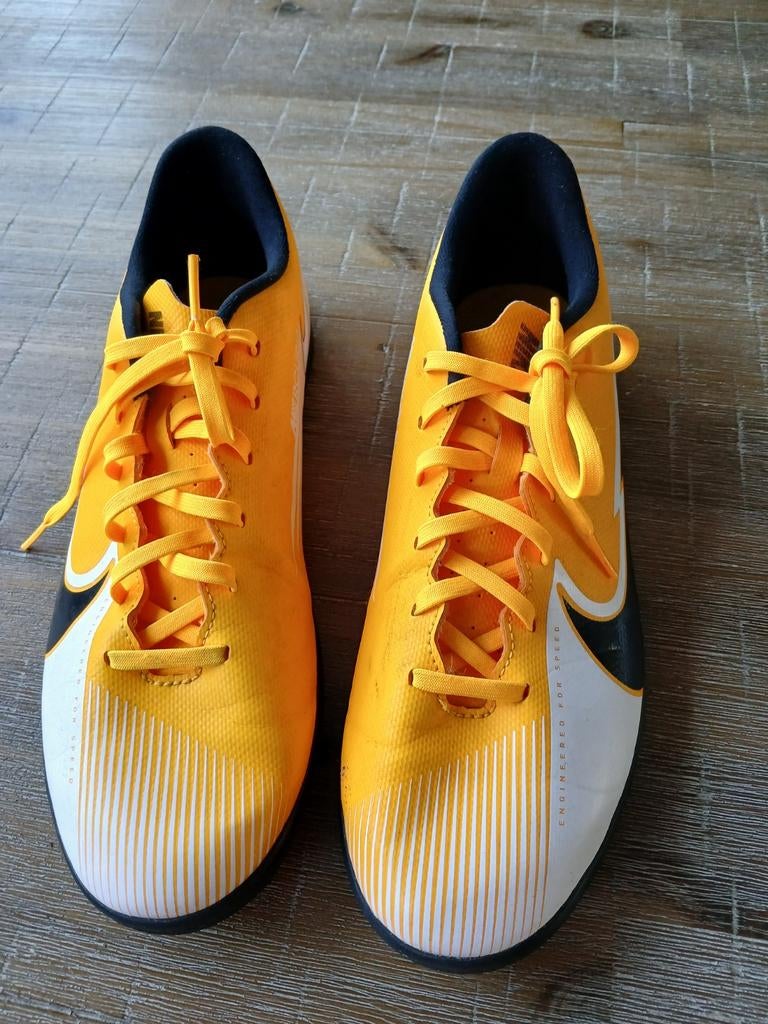 Nike Mercurial Voetbalschoenen Maat 44 Geel/Zwart, Ophalen of Verzenden, Gebruikt, Schoenen