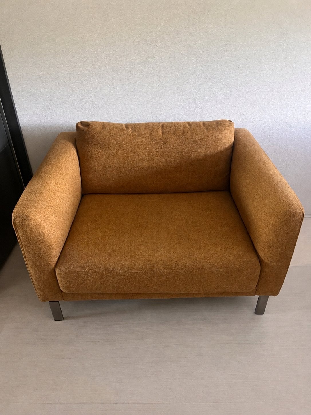 Xooon Vigo Loveseat Okergeel, Huis en Inrichting, Ophalen, Zo goed als nieuw, Stof, 75 tot 100 cm