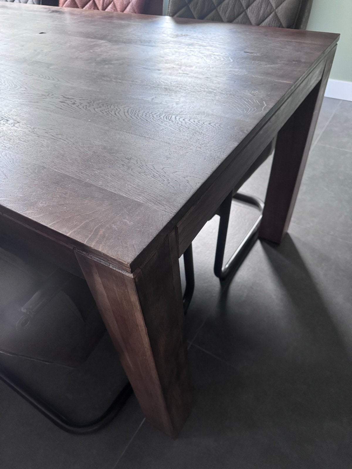 Robuuste eettafel van donker eikenhout, Ophalen, Gebruikt, Eikenhout, 50 tot 100 cm