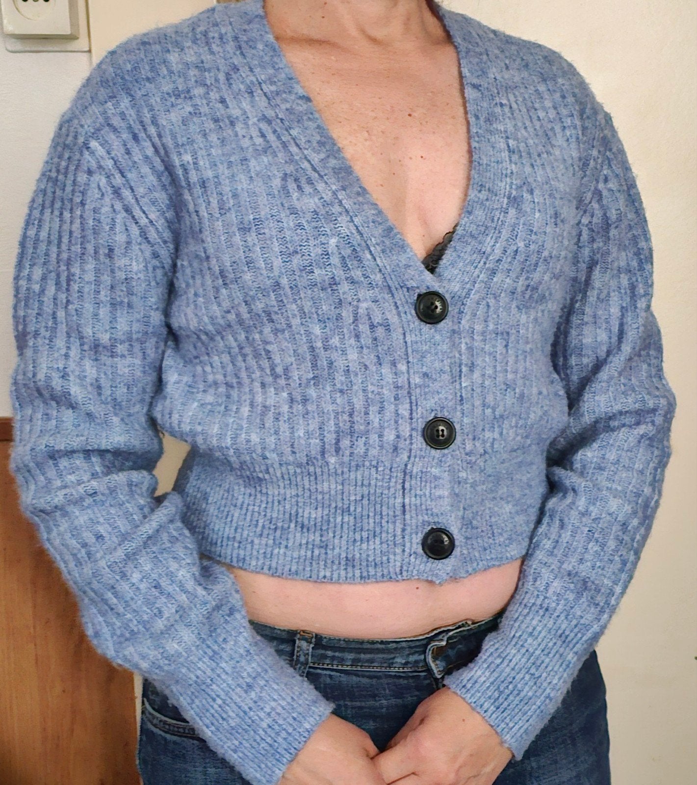 Een lichtblauw, kort vest van grof, gestructureerd geribd br, Kleding | Dames, Ophalen of Verzenden, Blauw