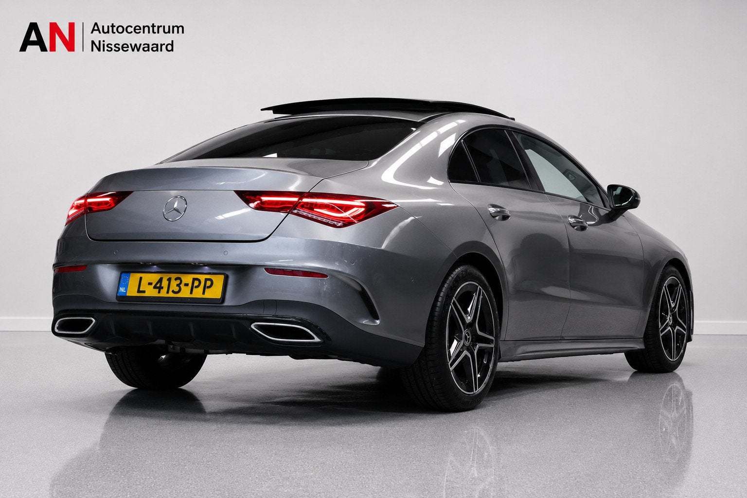 Mercedes-Benz CLA-klasse 200 Business Solution AMG |Panorama, Gebruikt, 4 cilinders, 715 kg, 163 pk