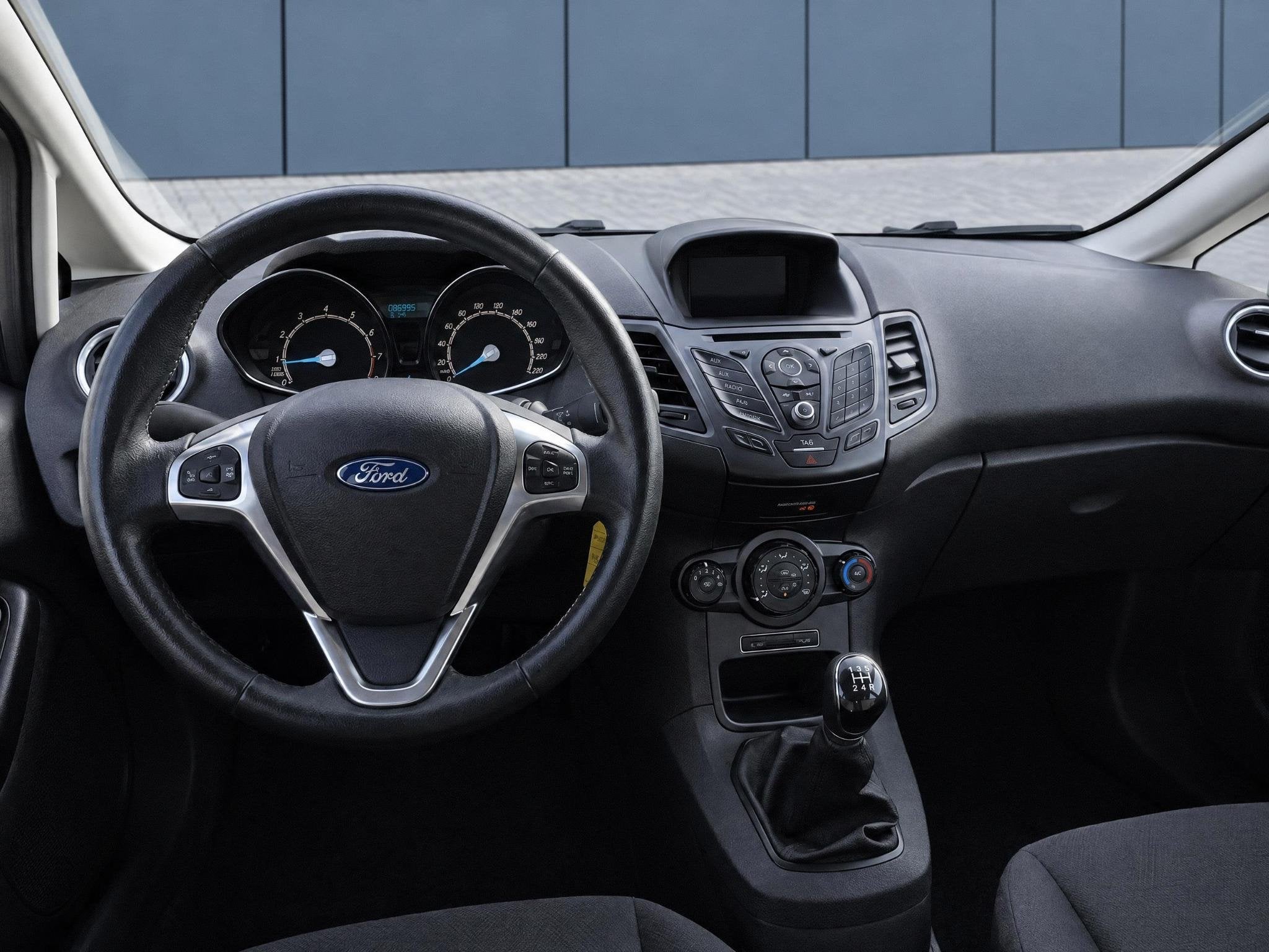 Ford Fiesta 1.0 Style Ultimate | Incl. 12 maanden garantie |, Voorwielaandrijving, Dealer onderhouden, 525 kg, 82 pk