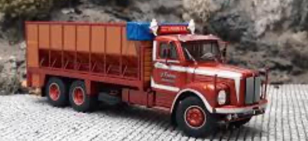 Tekno Scania L56 motorwagen met resin opbouw, Hobby en Vrije tijd, Wisselstroom, Wagon, Ophalen of Verzenden, Zo goed als nieuw