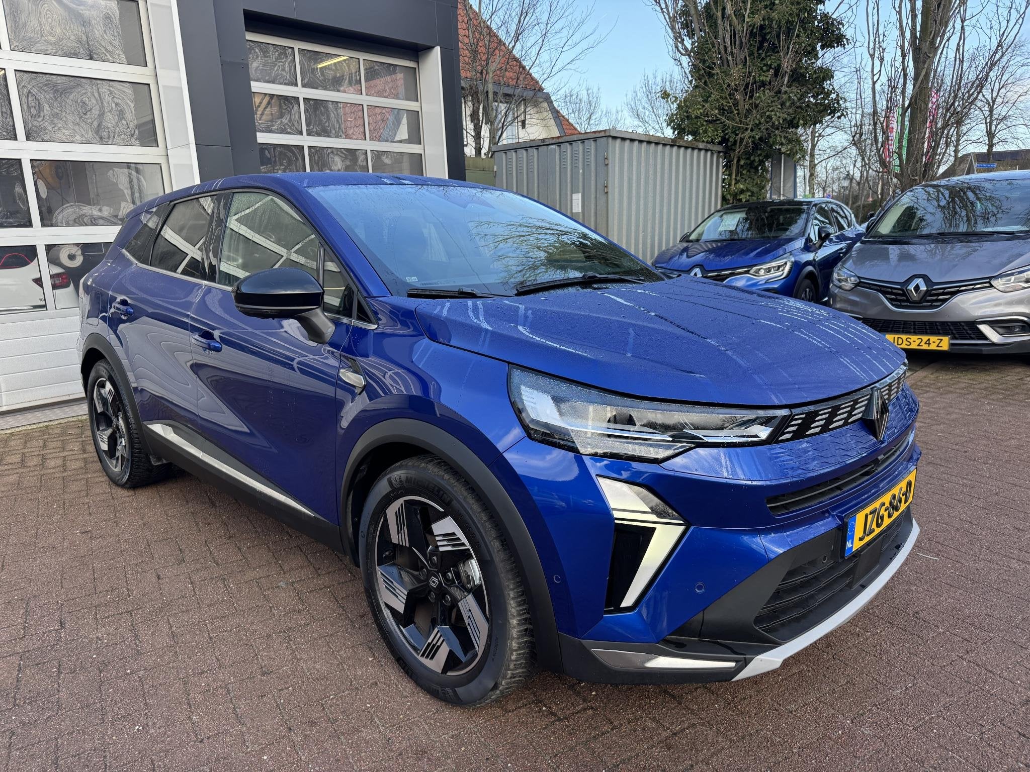 Renault Symbioz 1.6 E-Tech full hybrid 145 Iconic, Auto's, Renault, 745 kg, Gebruikt, Blauw, Bedrijf