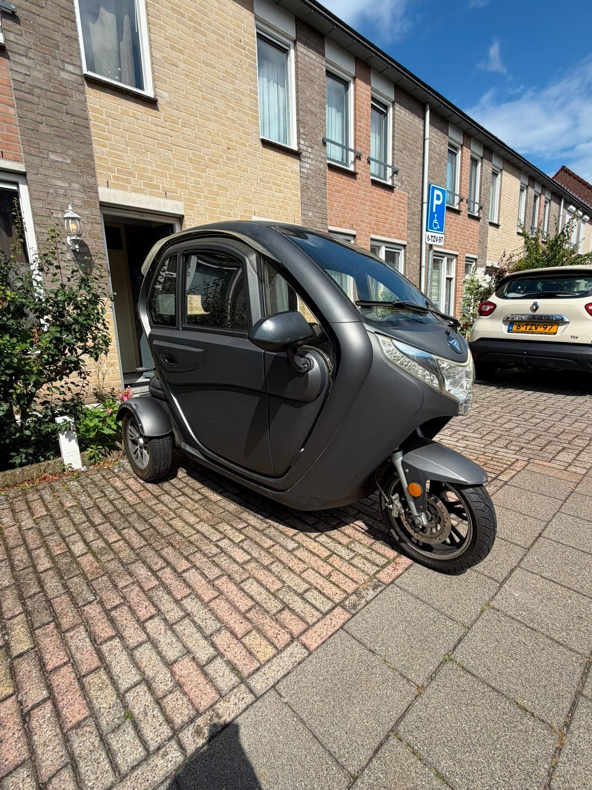 Move vigerous luxe overdekte scootmobiel rijbewijs vrij, Overige merken, Ophalen of Verzenden, Zo goed als nieuw, 16 km/u of meer