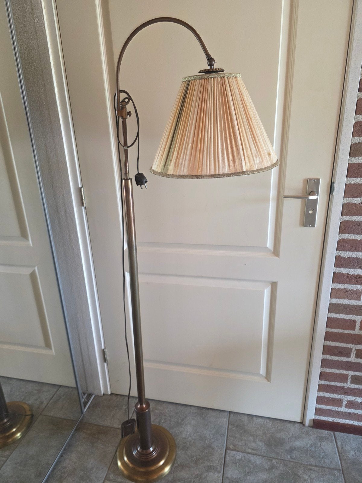 Vintage messing vloerlamp met stoffen kap, Ophalen