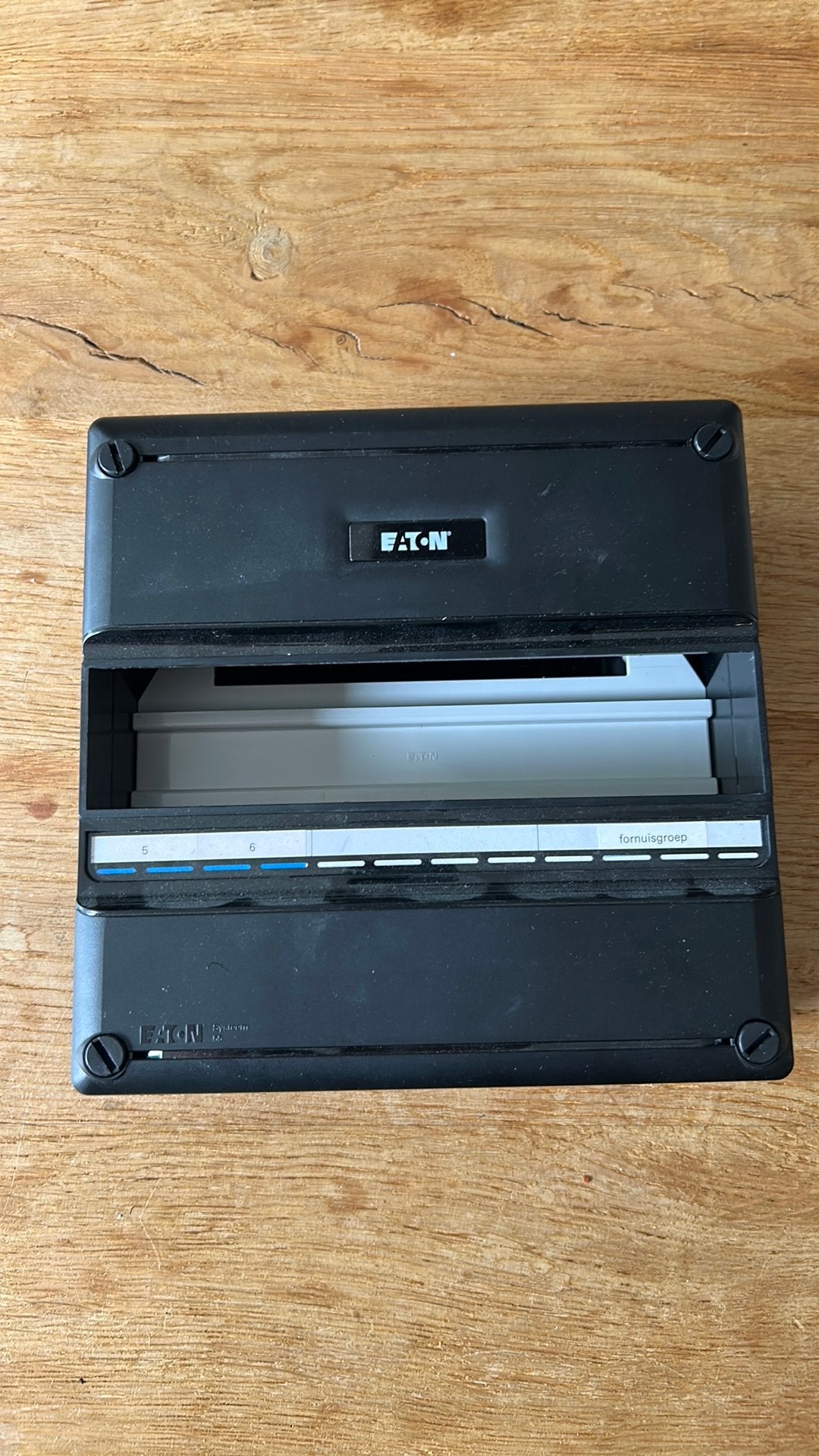 Eaton - Groepenkast 12 modules - 3- Fase - leeg, Doe-het-zelf en Verbouw, Elektra en Kabels, Ophalen of Verzenden, Zo goed als nieuw