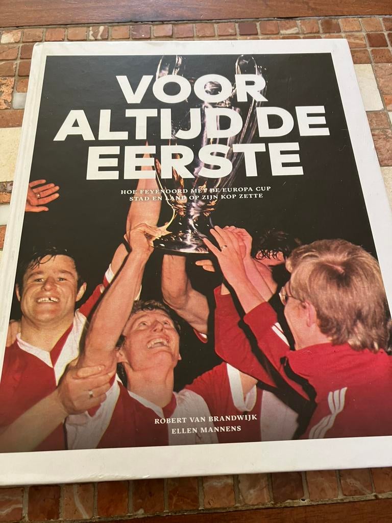 Feyenoord voor altijd de eerste brandwijk en mannes, Ophalen of Verzenden, Zo goed als nieuw, Feyenoord