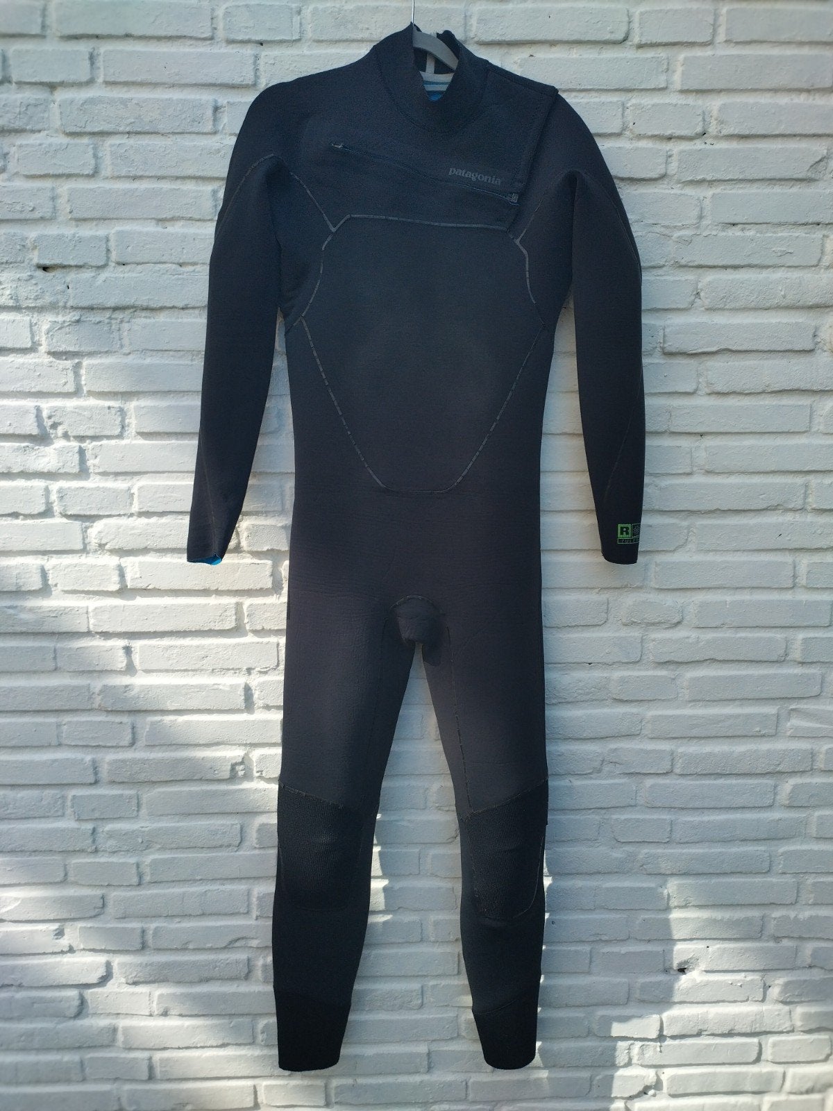 2 wetsuits: 3.5/2.5 Patagonia MT, 3/2 O'Neill M, Ophalen of Verzenden, Gebruikt, Overige typen
