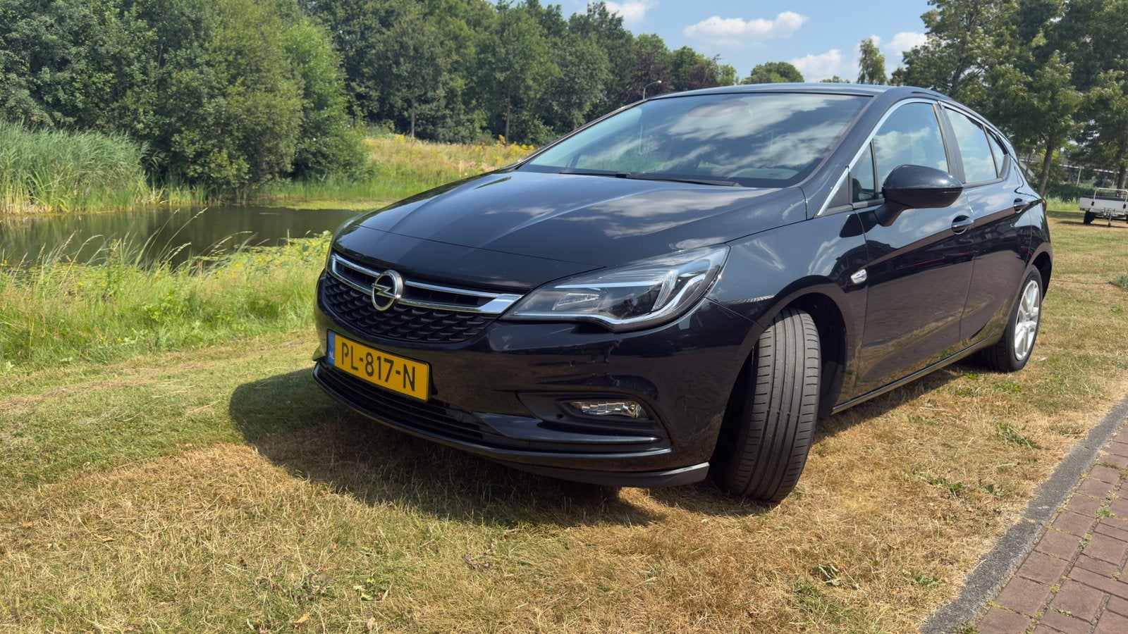 Opel Astra+ 1.0 Turbo 105pk Start/stop 2017 Zwart, Auto's, 4 cilinders, 610 kg, Origineel Nederlands, Handgeschakeld