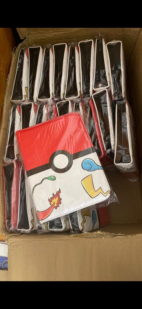 Pokemon Portfolio Album 4-Pocket, Hobby en Vrije tijd, Verzamelkaartspellen | Pokémon, Ophalen of Verzenden, Nieuw