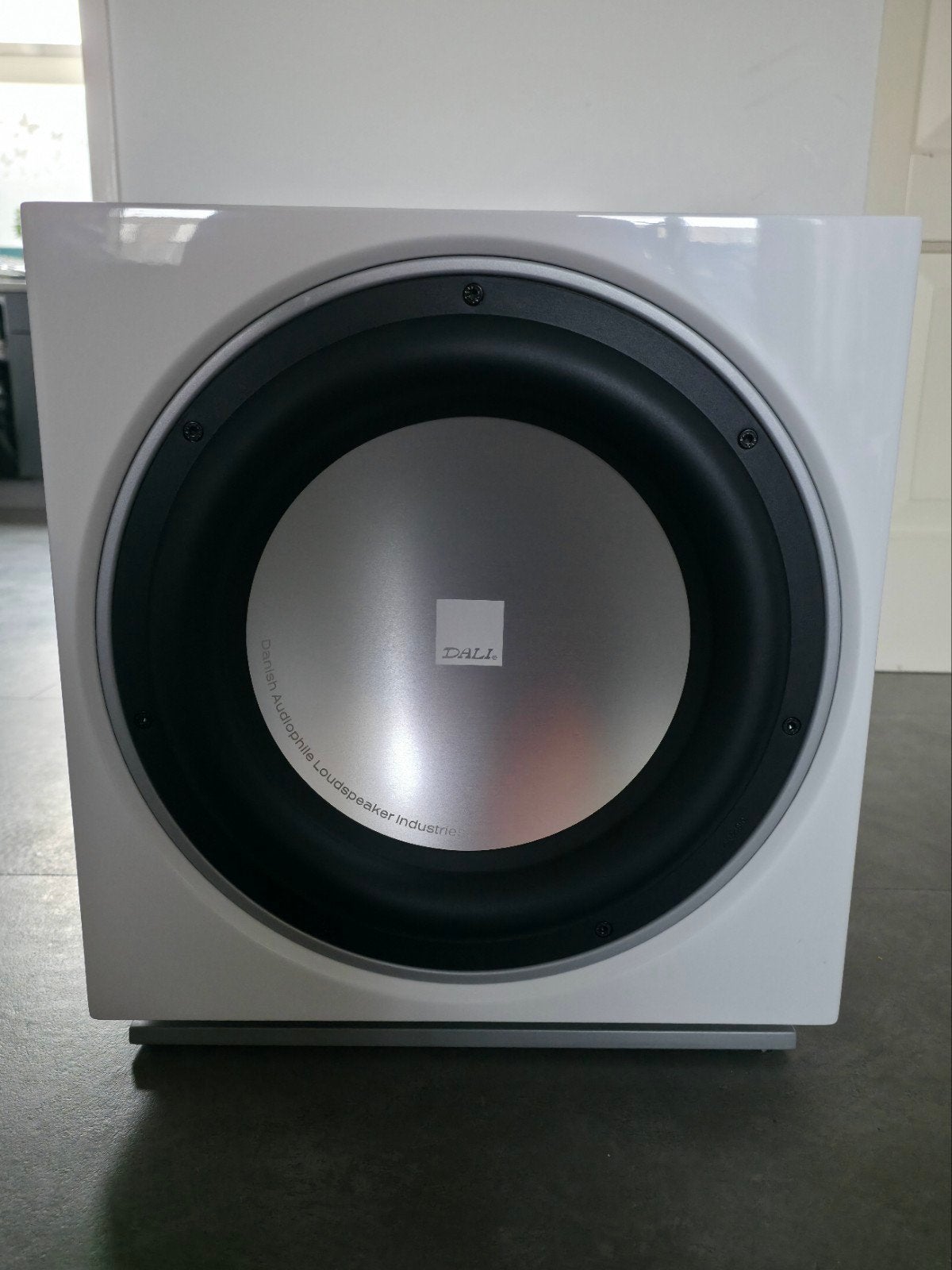 Dali Subwoofer DALI SUB E-12 F, Satin White + kabels, Ophalen
