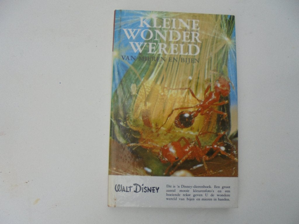 1967 Walt Disney Mieren en bijen natuur (R5-79), Boeken, Natuur, Ophalen, Gelezen, Natuur algemeen