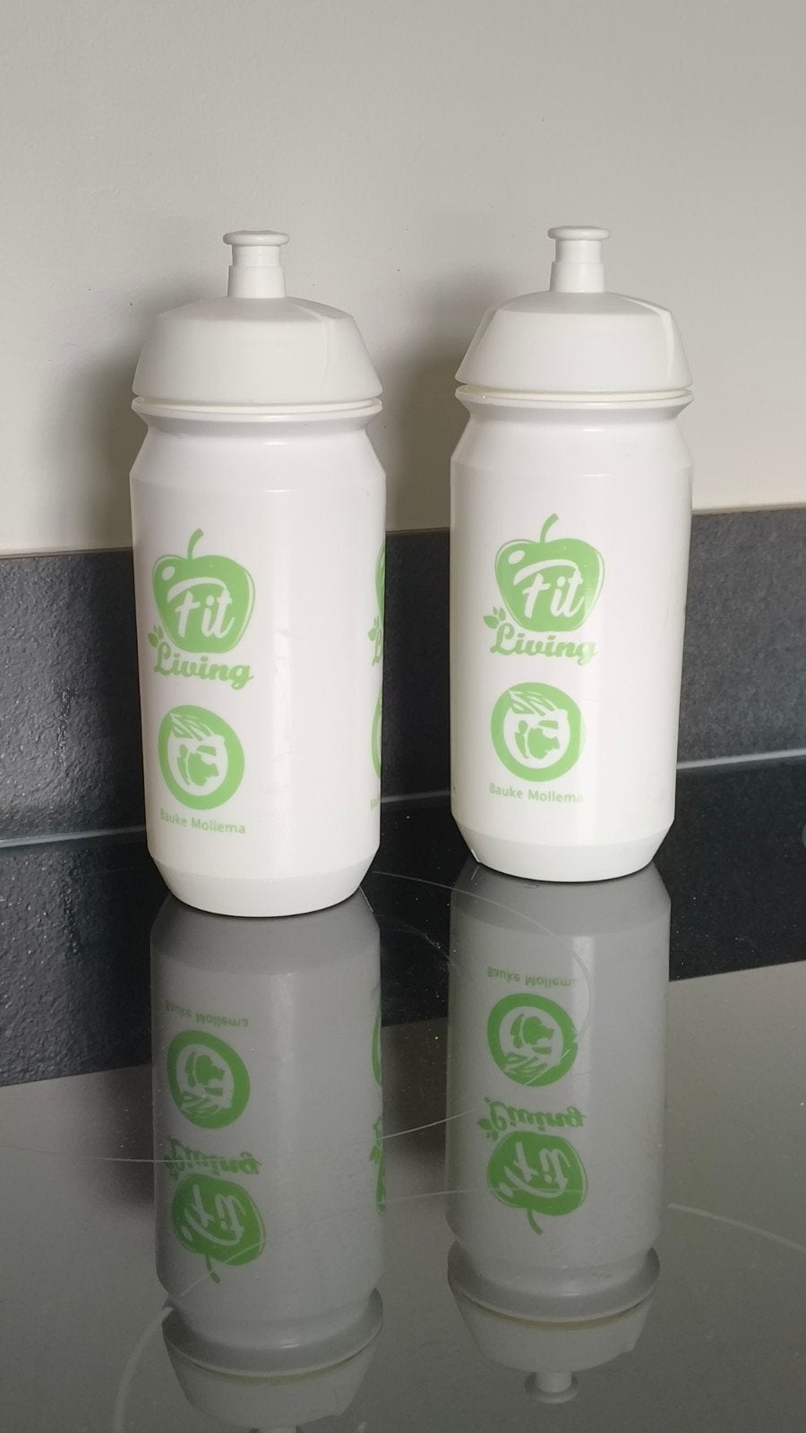 2x 500 ml bidons als nieuw, Ophalen of Verzenden, Zo goed als nieuw
