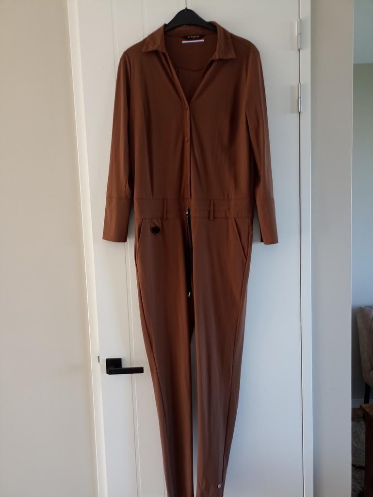 Travel stof jumpsuit maat xl, Kleding | Dames, Jumpsuits, Ophalen of Verzenden, Zo goed als nieuw, Maat 46/48 (XL) of groter, Bruin