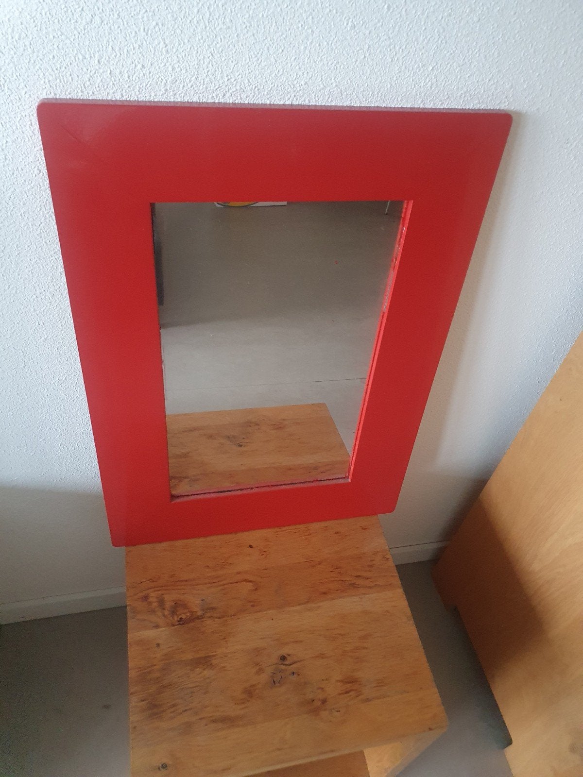 Vistdal spiegel Ikea, rood, 70 lang x 50 breed, ophalen, Huis en Inrichting, Woonaccessoires | Spiegels, Gebruikt, 50 tot 75 cm
