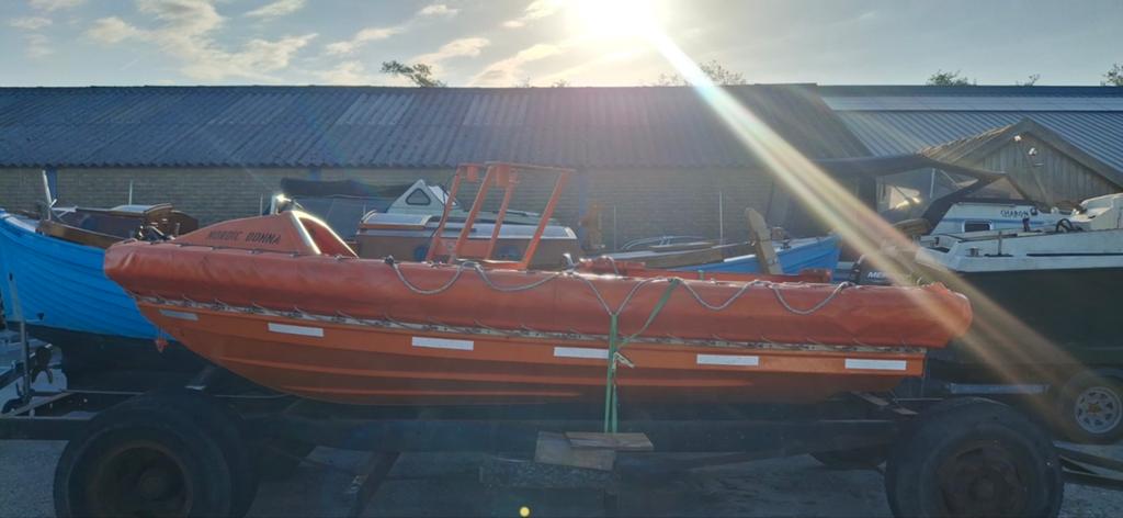 Offshore reddingsboot opknapper slechts 450 euro, Watersport en Boten, Rubberboten, Ophalen, Gebruikt, Polyester/glasvezel, Overige merken