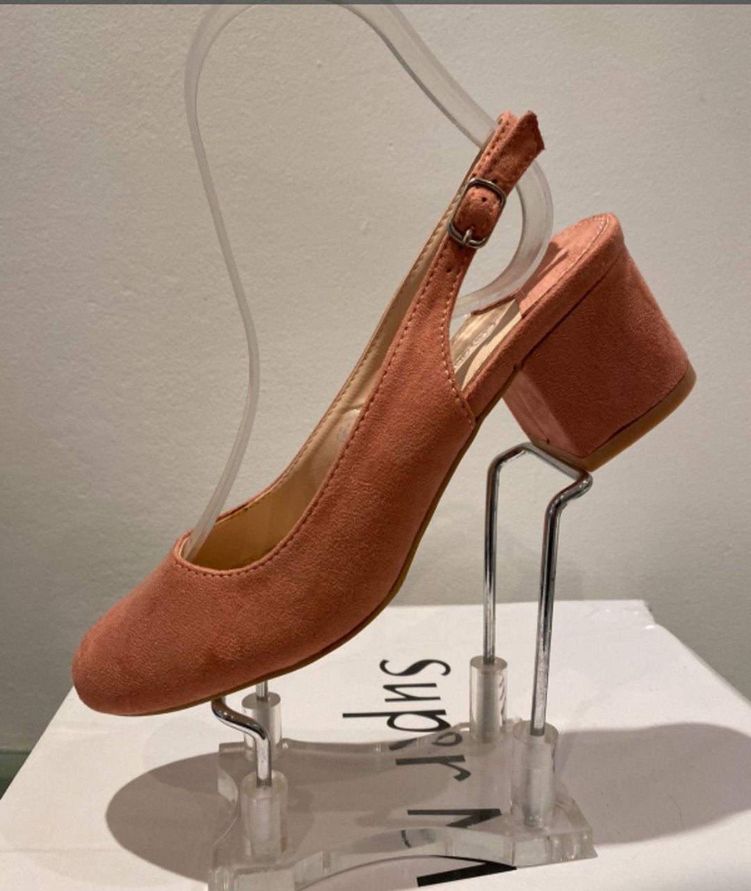 Partij  dames schoenen, Kleding | Dames, Schoenen, Ophalen of Verzenden, Nieuw, Sneakers of Gympen