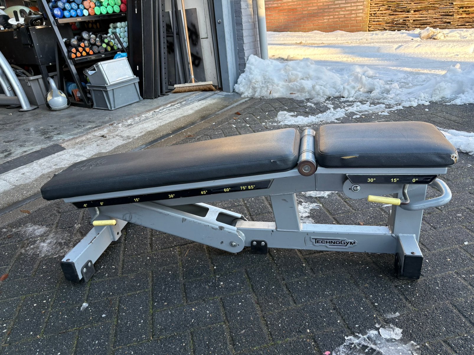 Technogym incline decline verstelbare bank bench, Sport en Fitness, Fitnessmaterialen, Ophalen, Bank, Fitnessbank, Verstelbare
