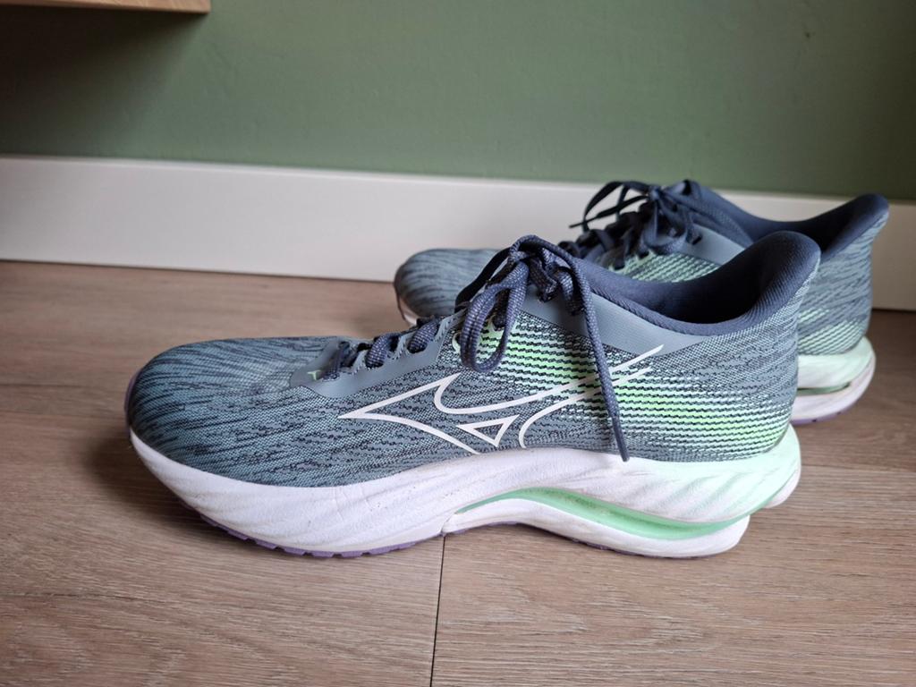 Mizuno hardloopschoenen - Zo goed als nieuw, Overige merken, Hardloopschoenen, Ophalen of Verzenden, Zo goed als nieuw