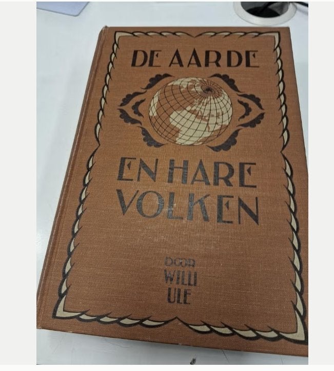 De Aarde en Hare Volken - Door Willi Ule, Ophalen of Verzenden, Gelezen, Overige onderwerpen