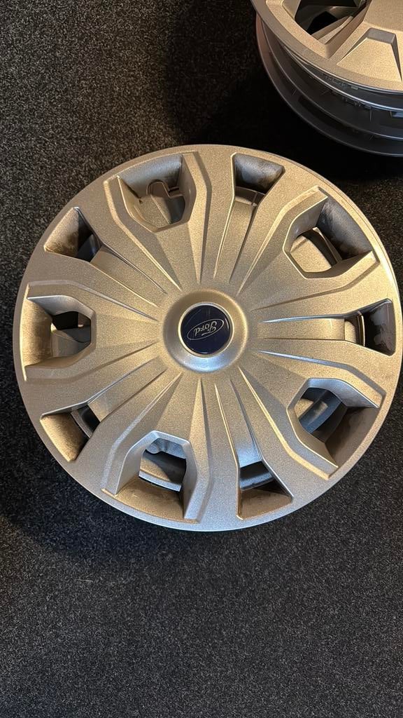 Wieldoppenset ford 16 inch, Ophalen of Verzenden, Zo goed als nieuw