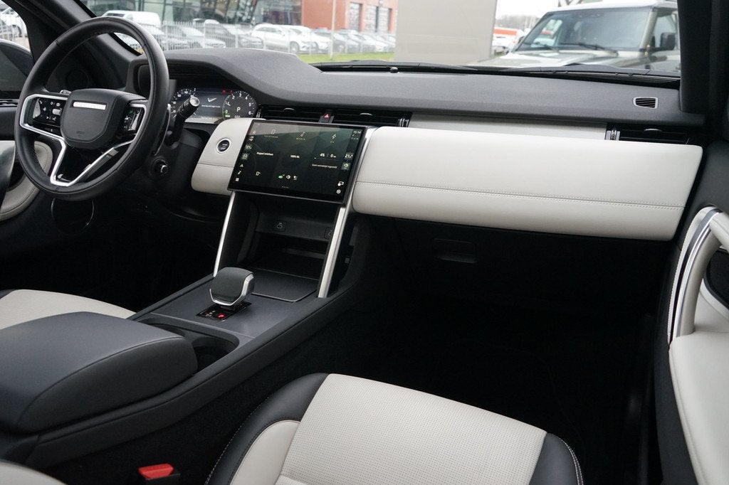 Land Rover Discovery Sport P300e PHEV Dynamic HSE | Occasion, Auto's, Land Rover, 12 maanden, Euro 6, Discovery Sport, Bedrijf