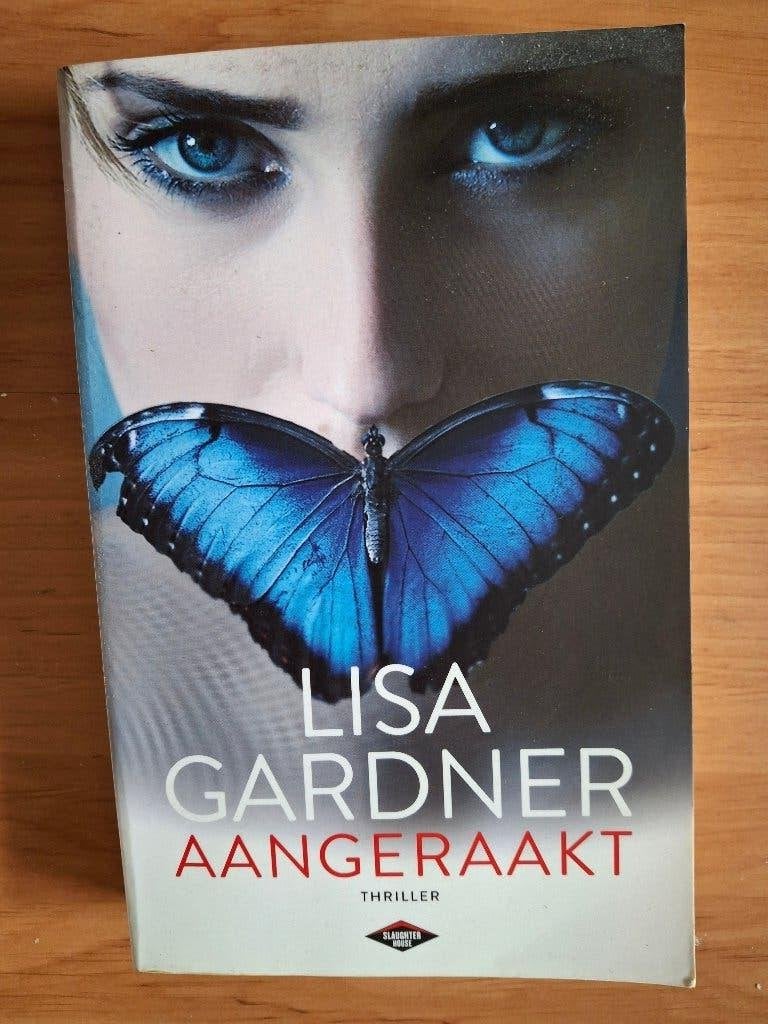 Lisa Gardner; Aangeraakt, Ophalen of Verzenden, Gelezen