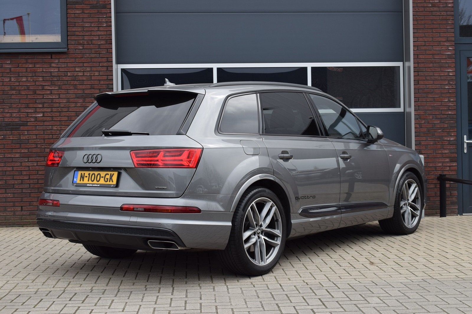 Audi Q7 3.0 TDI Quattro Pro Line+ 7-persoons | Luchtvering |, Automaat, Gebruikt, 241 €/maand, 7 stoelen