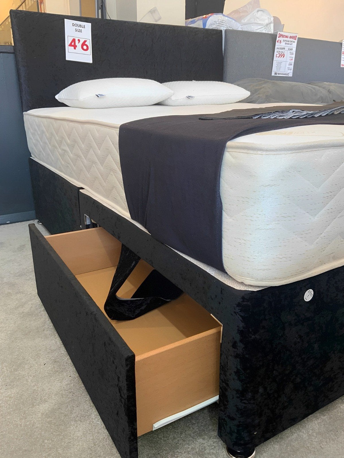 Brandnieuw bed met matras 90x200, 140x200,160x200,180x200, Huis en Inrichting, Slaapkamer | Complete slaapkamers, Ophalen of Verzenden