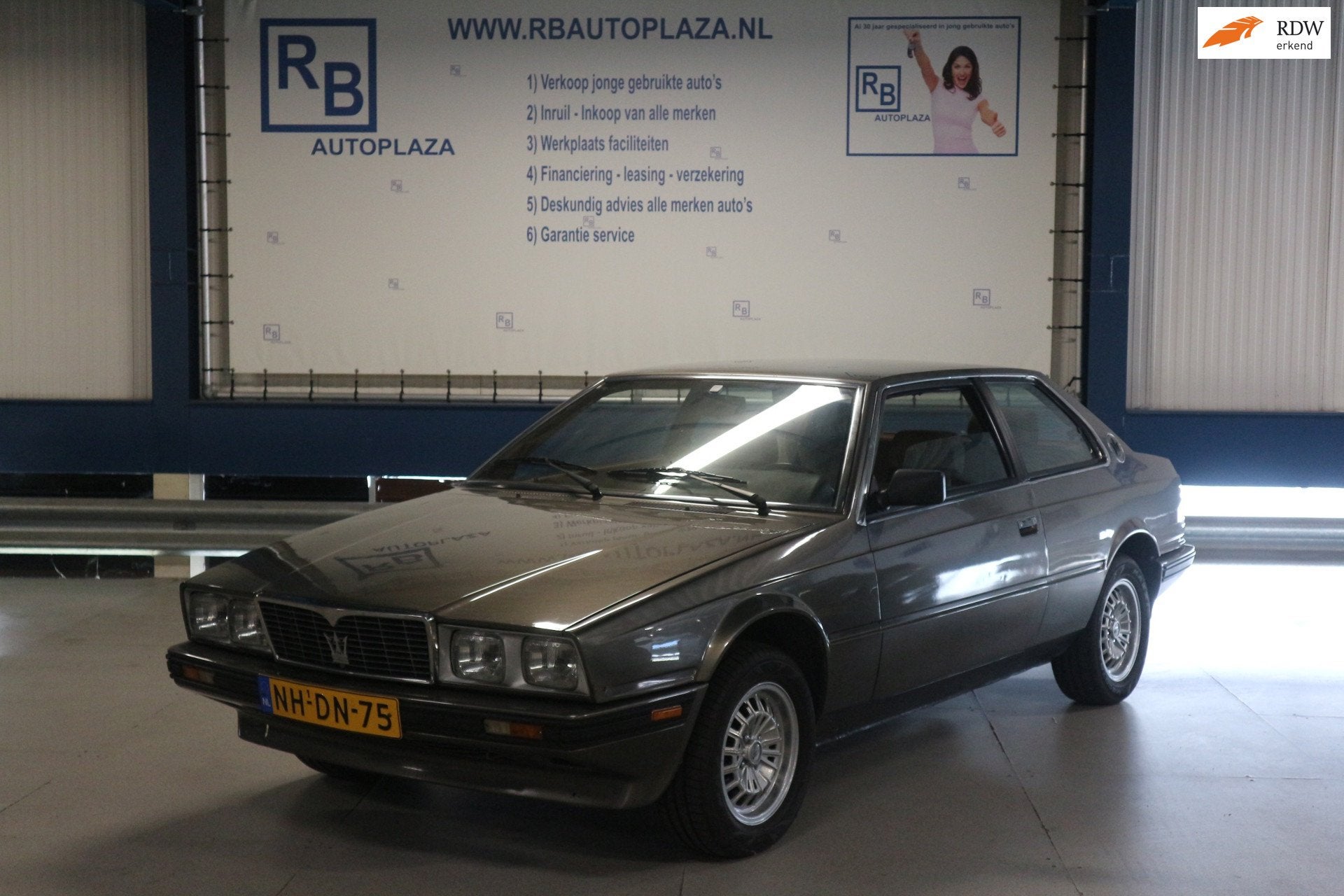 Maserati Biturbo 2.5 H5 / OLD TIMER / APK 9 2027 / TOP EXEMP, Auto's, Gebruikt, 1245 kg, Bedrijf, Handgeschakeld