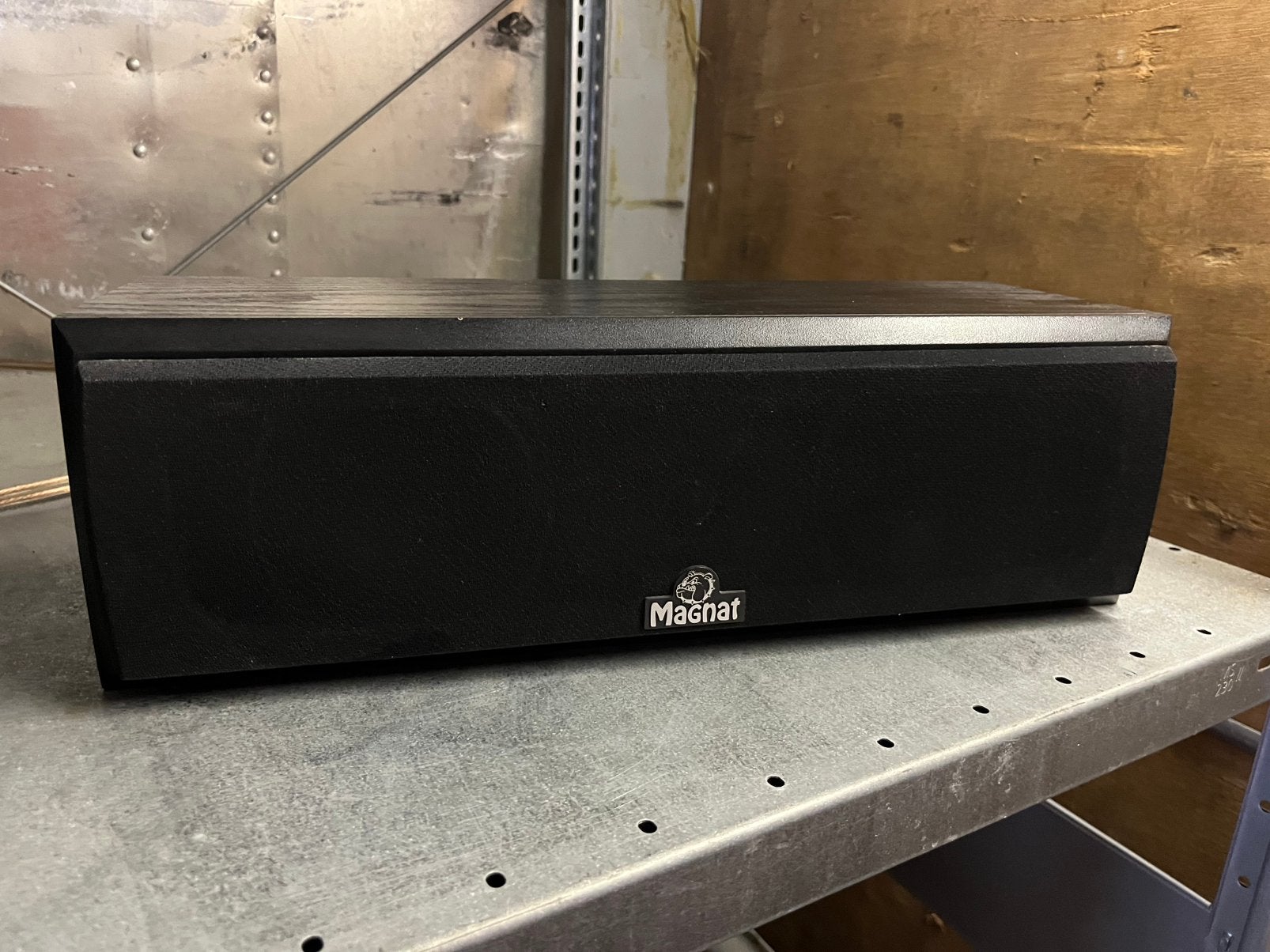 Magnat Vector Center 10 Speaker, Audio, Tv en Foto, Luidsprekers, Zo goed als nieuw, Center speaker, 60 tot 120 watt, Magnat, Ophalen