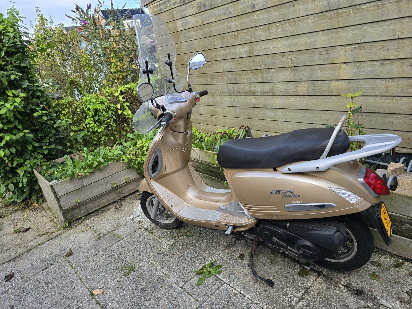 AGM NANO Scooter - Goudkleurig, prima Staat, Gebruikt, Benzine, Ophalen, Overige merken
