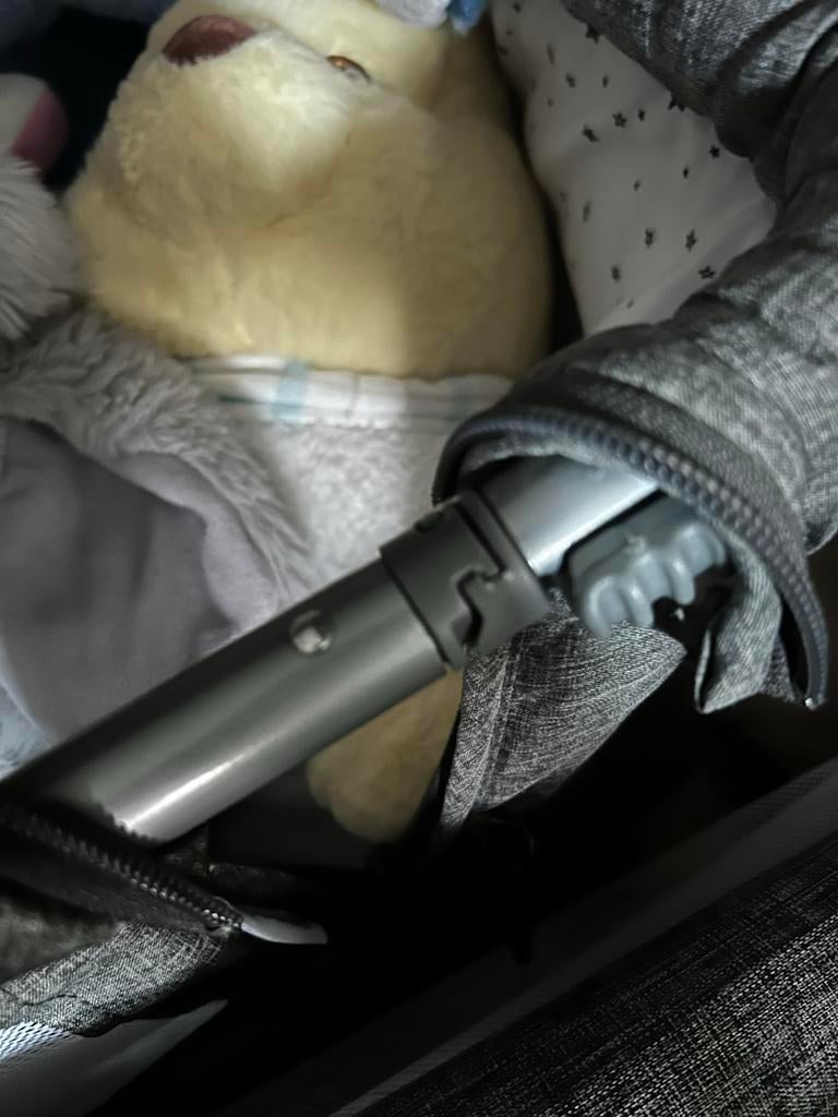 Babywiegje met lichte beschadigingen, Ophalen of Verzenden, Gebruikt, Wieg