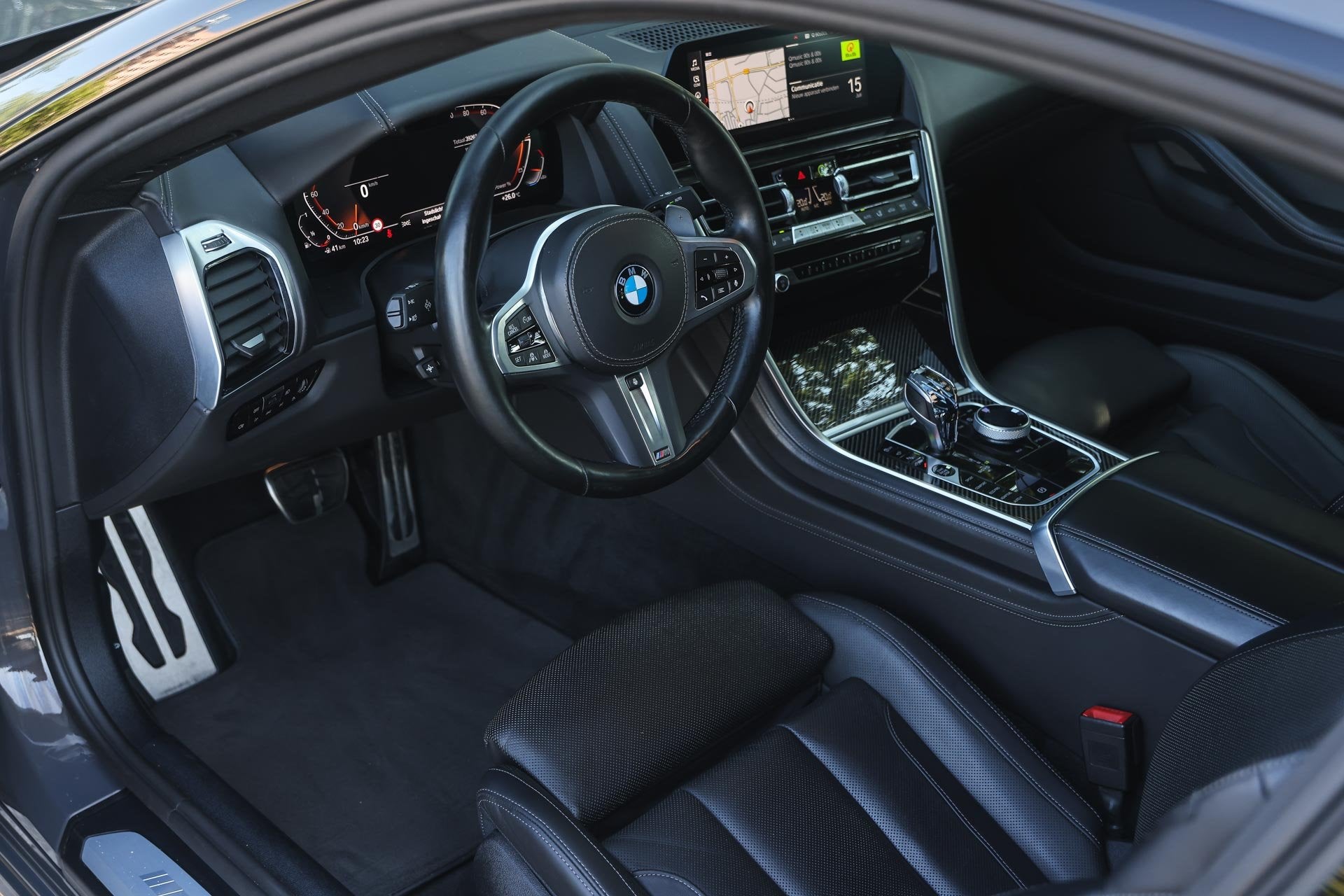 BMW 8 Serie 840i High Executive M Sport Automaat / Comfortst, Auto's, Dealer onderhouden, Achterwielaandrijving, Gebruikt, Met garantie (alle)