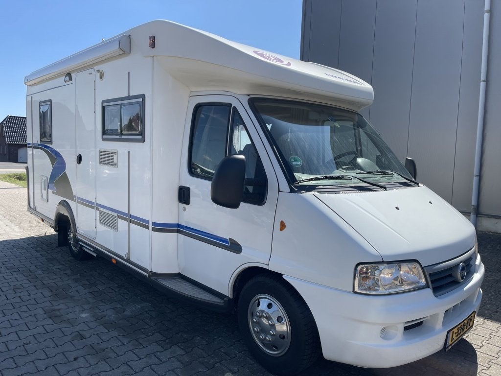 Eura Mobil C632SB Standaard (bj 2005), Airbags, Ringverwarming, Bedrijf, Luifel