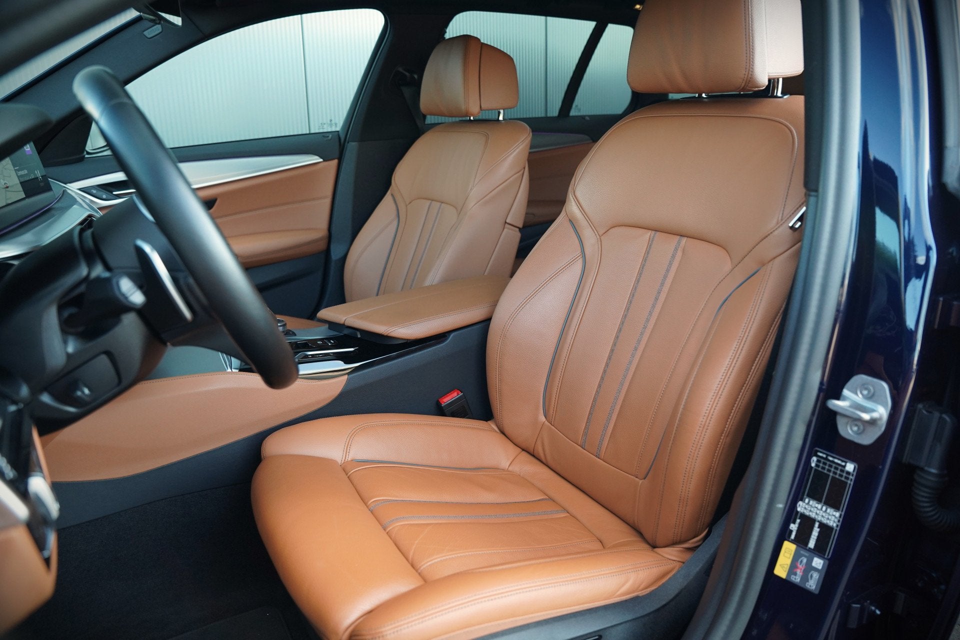 BMW 5 Serie Touring 530e xDrive Business Edition Plus M Spor, Auto's, 1998 cc, 1935 kg, Gebruikt, Euro 6
