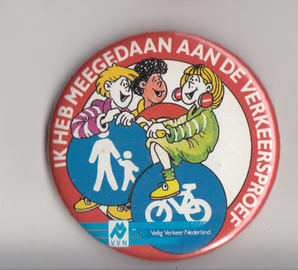 VVN Verkeersproef button, Gebruikt, Niet vindbaar, Niet vindbaar, Speldje of Pin