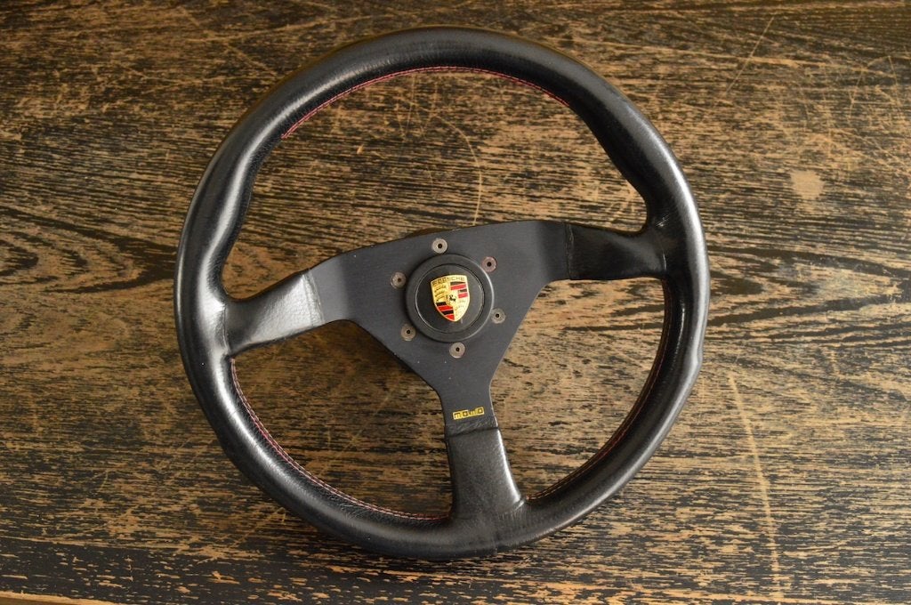 Momo zwart leder sportstuur stuur naaf Porsche 924 944, Ophalen of Verzenden, Gebruikt, Porsche