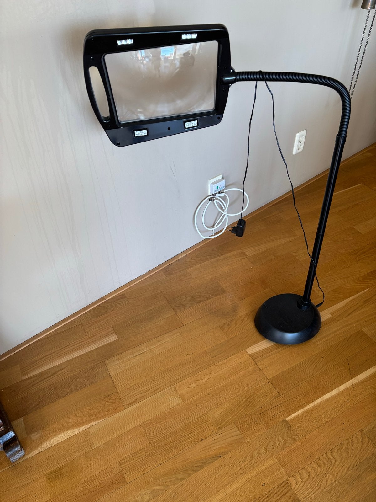 Zwarte loeplamp met verlichting, Ophalen of Verzenden, Gebruikt, Loeplamp