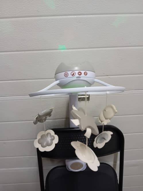 Muzikale Mobiel met Projector voor Babybedje merk infantino, Ophalen of Verzenden, Zo goed als nieuw, Mobiel, Met licht