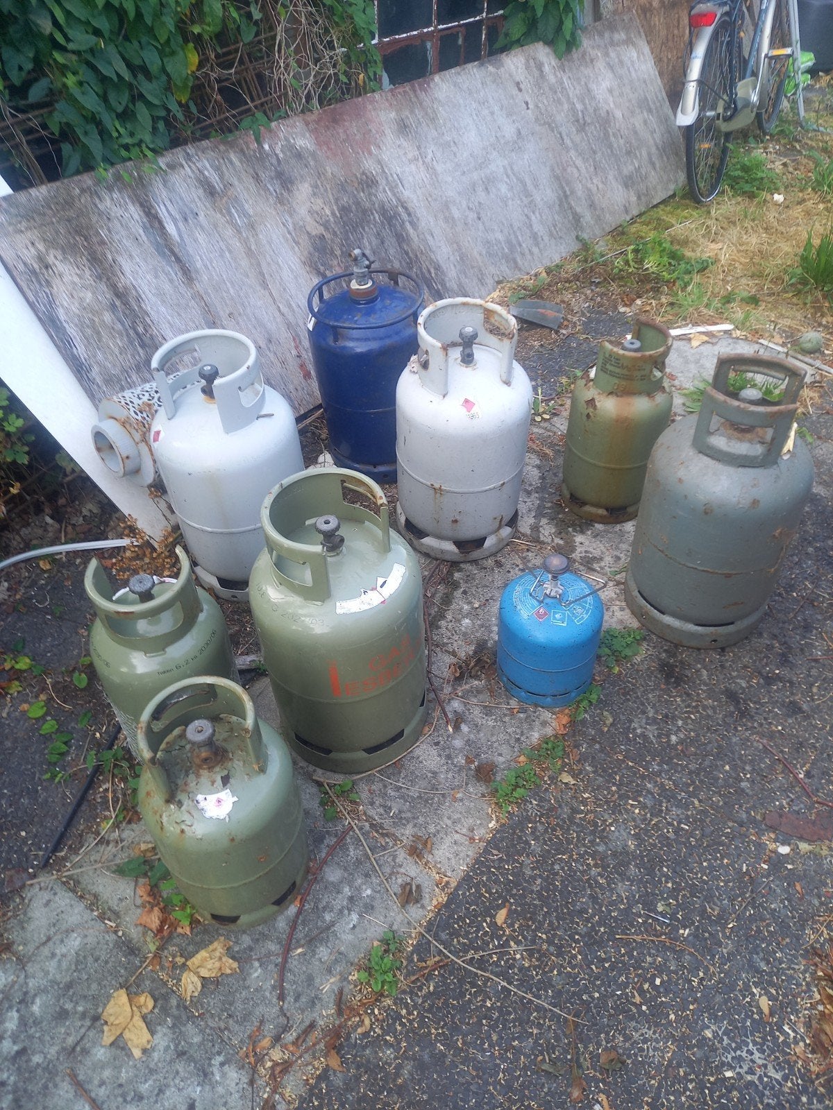 Gasfles 9 stuks, Ophalen of Verzenden, Gebruikt