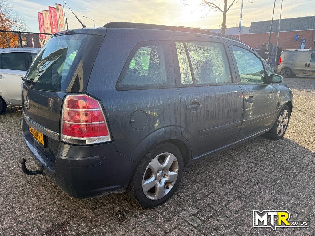 Opel Zafira 1.6 Enjoy 7 persoons|Export, Auto's, Opel, Voorwielaandrijving, Gebruikt, 4 cilinders, 7 stoelen