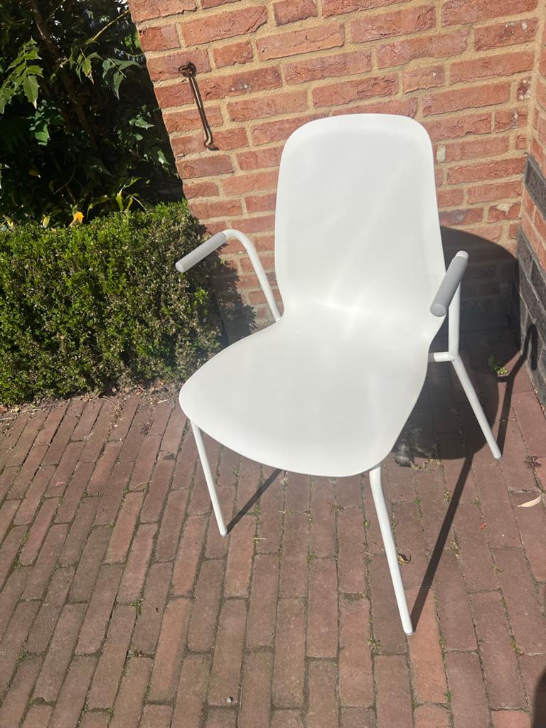 Stoeltje, Ikea Leifarna, Ophalen, Wit, Strak, functioneel, Zo goed als nieuw