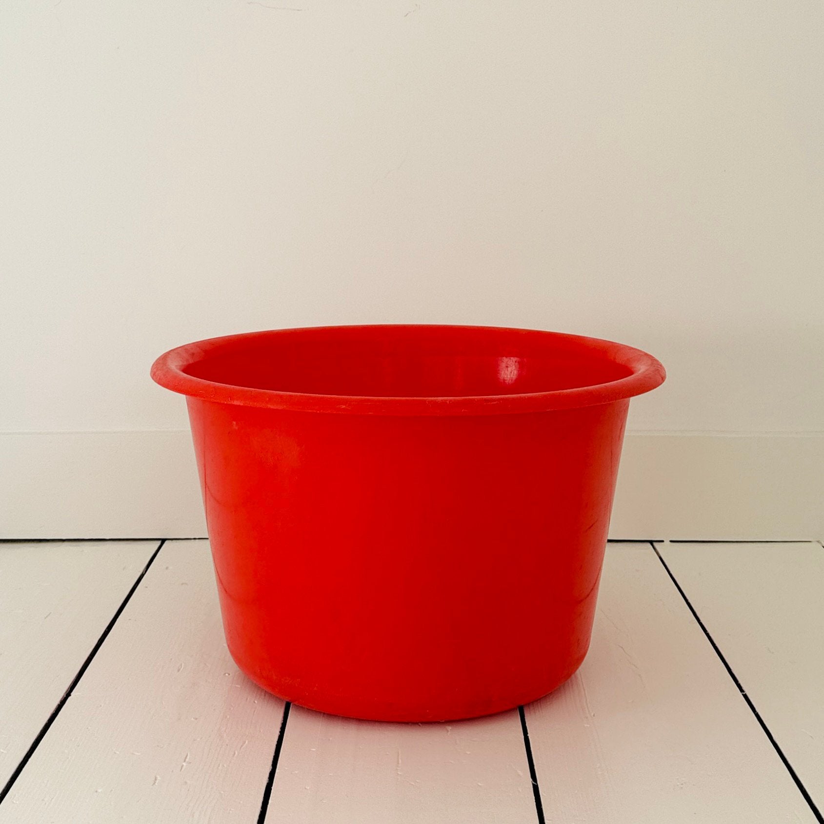 Rode vintage teil - tobbe - ton - pot - kuip van plastic, Ophalen