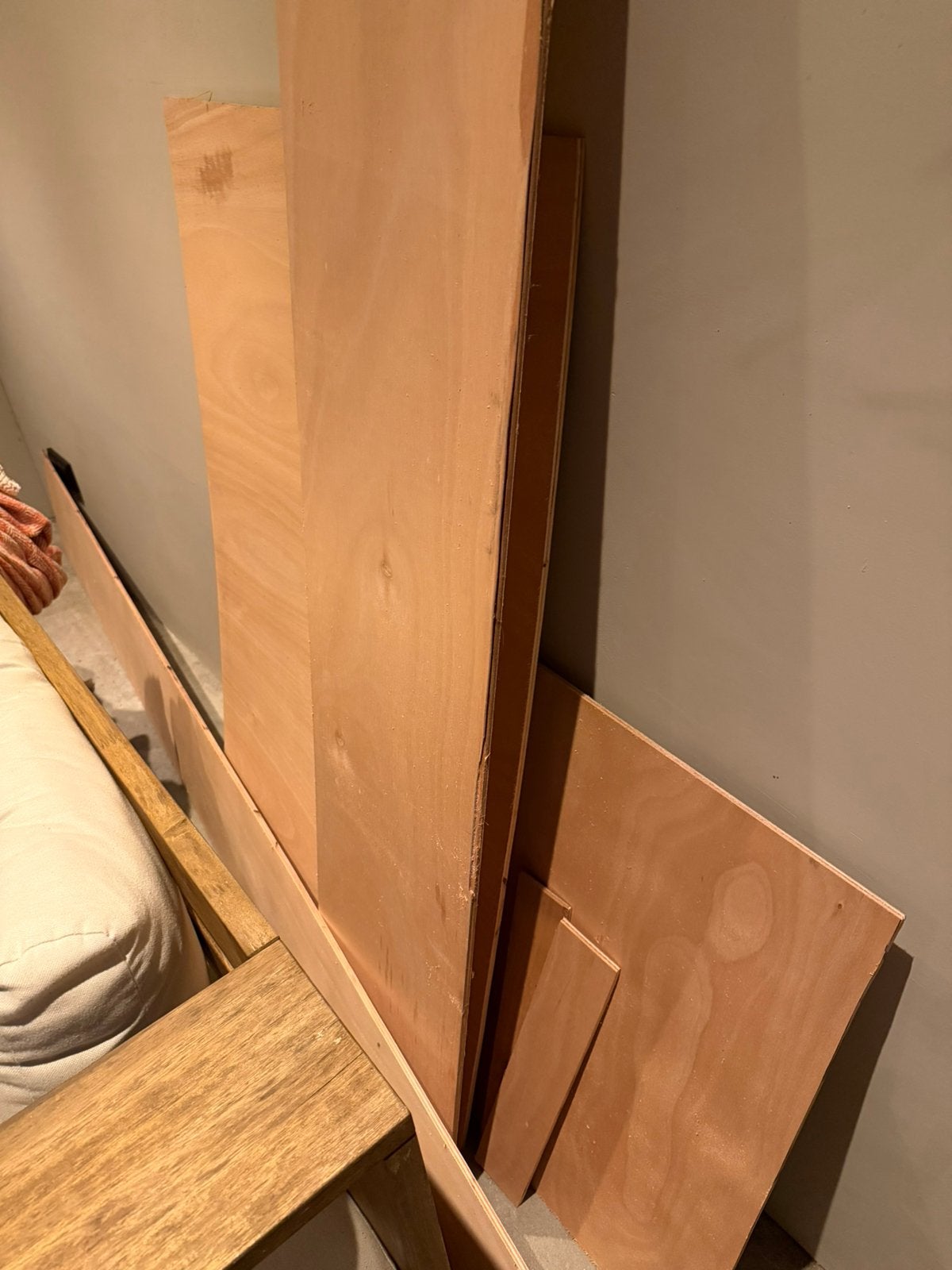 +\- 1,5 m2 meranti Multiplex 9mm, Ophalen, Minder dan 25 mm, Zo goed als nieuw, Plank