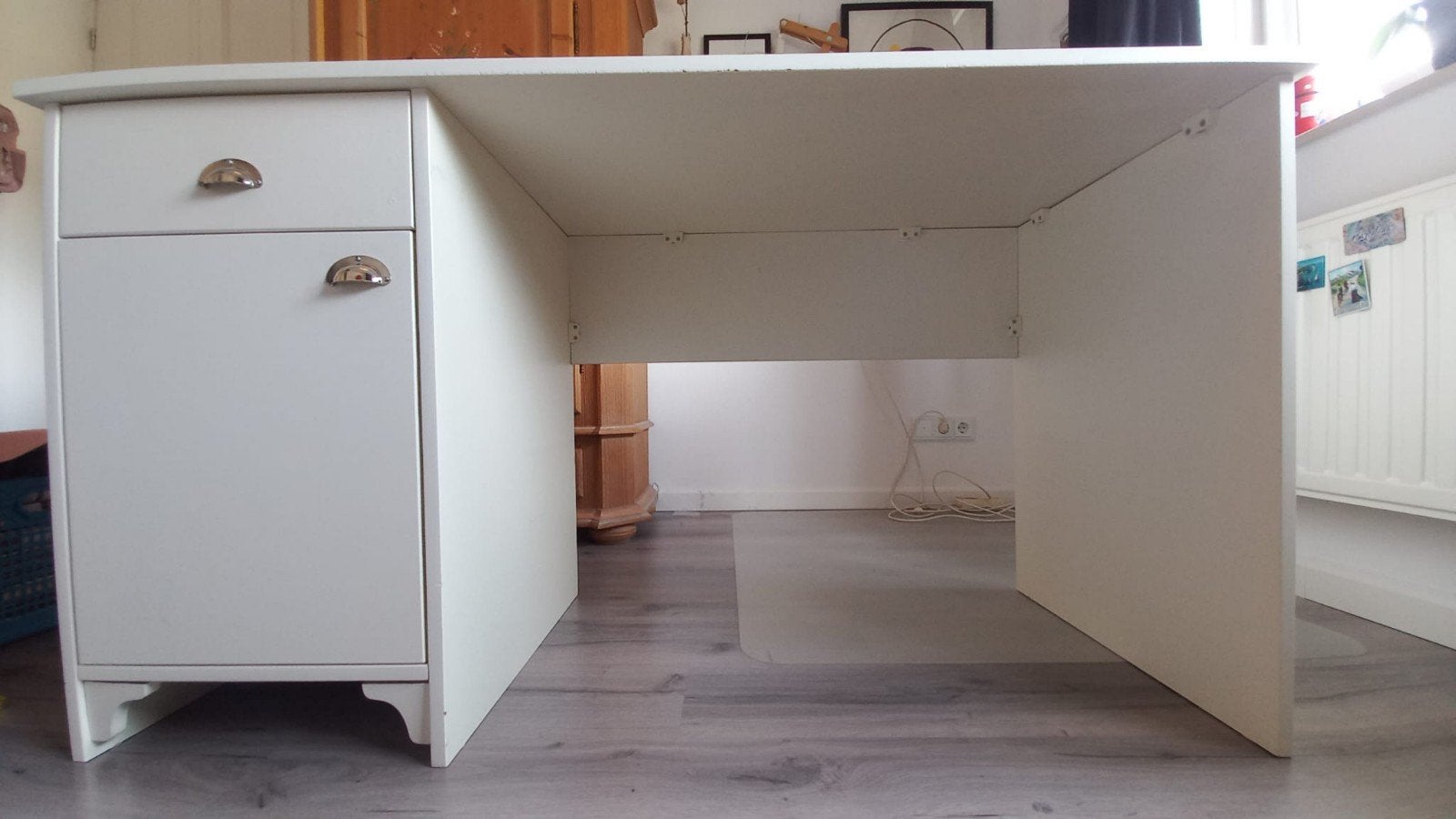 Zelfgemaakt wit bureau met lade en kastje, Ophalen, Met lades, Gebruikt, Spaanplaat of MDF