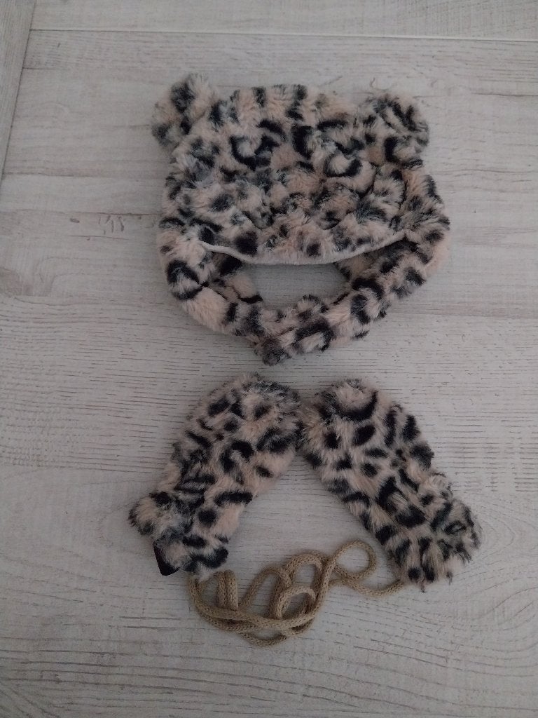 Wibra lekker warm wintersetje baby muts en wanten, Maat 56, Ophalen of Verzenden, Zo goed als nieuw, Wibra