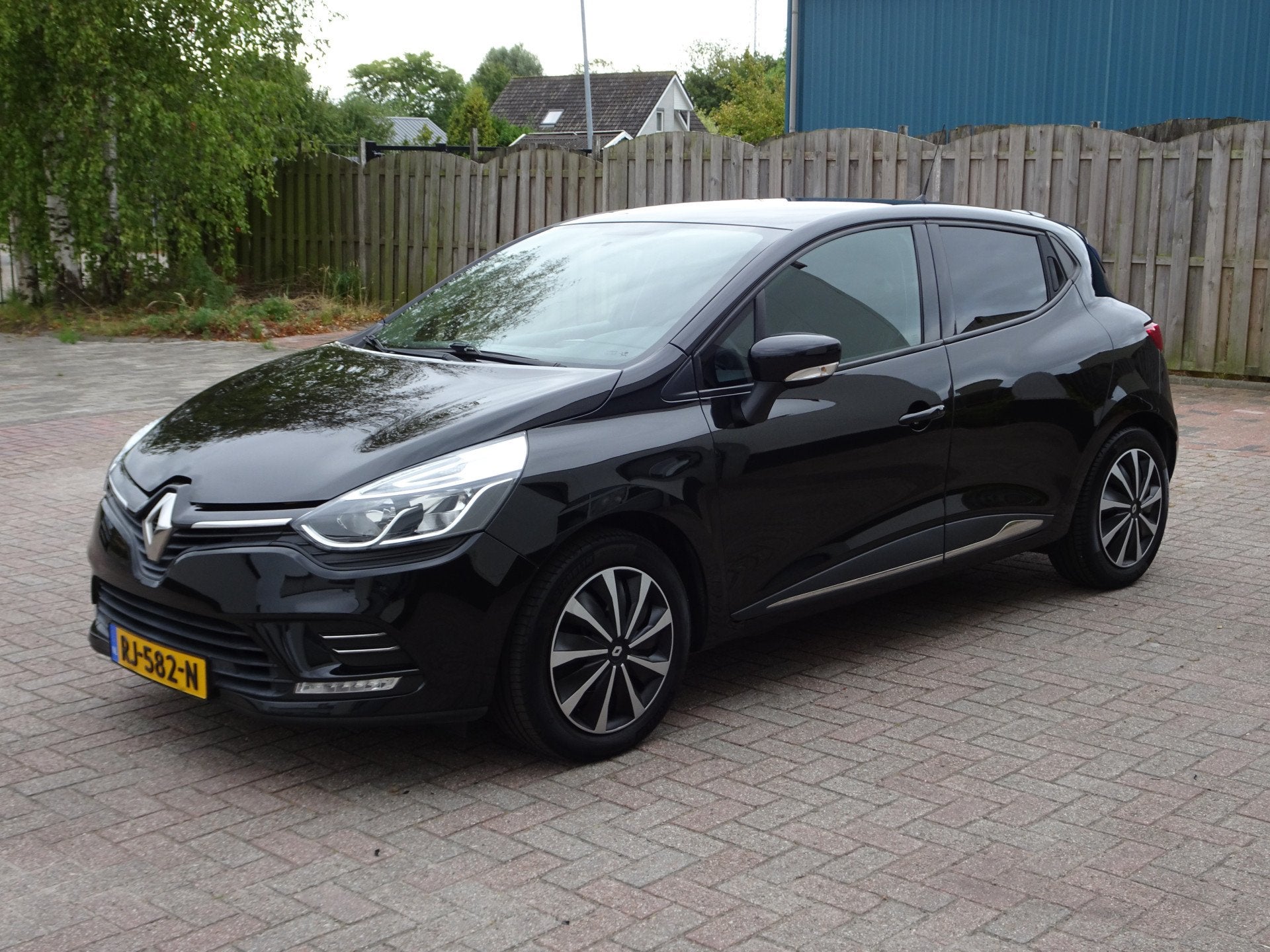 Renault Clio 0.9 TCe Zen Airco, navigatie, cruise controle,, Voorwielaandrijving, 898 cc, Stof, Gebruikt