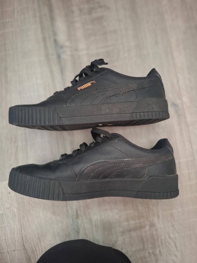 Zwarte Puma sneakers - Maat 38, Puma, Zwart, Ophalen of Verzenden, Sneakers of Gympen